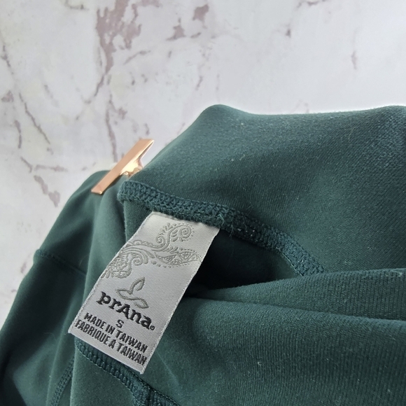 Prana Leggings Womens Small Green Crop Capri Stretchy Butter Soft - Picture 3 of 8